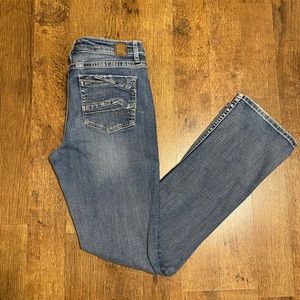 Women’s Size 27 Bootcut BKE jeans